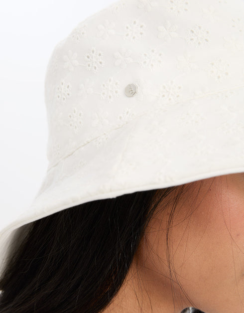 10 Summer Hats With SPF Protection for Anti-Aging